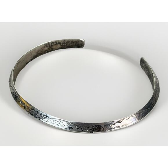 Vintage Carinated Native American Sterling Silver Cuff Bracelet Jewelry 11.5g - Picture 6 of 14